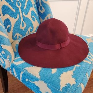 NY&Co Wool Hat
